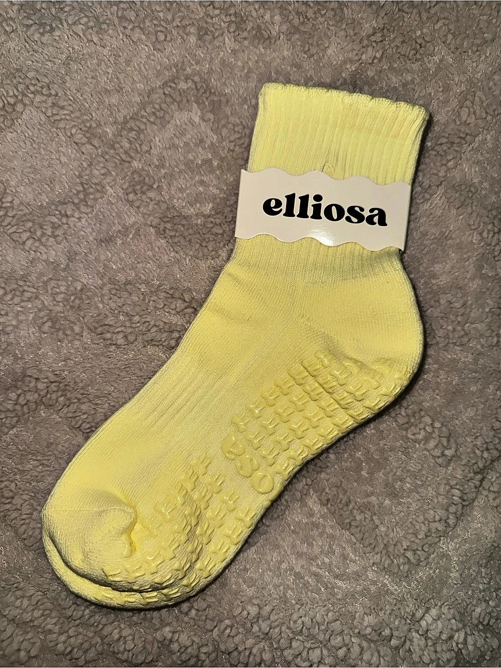 Elliosa socks in pastel colors